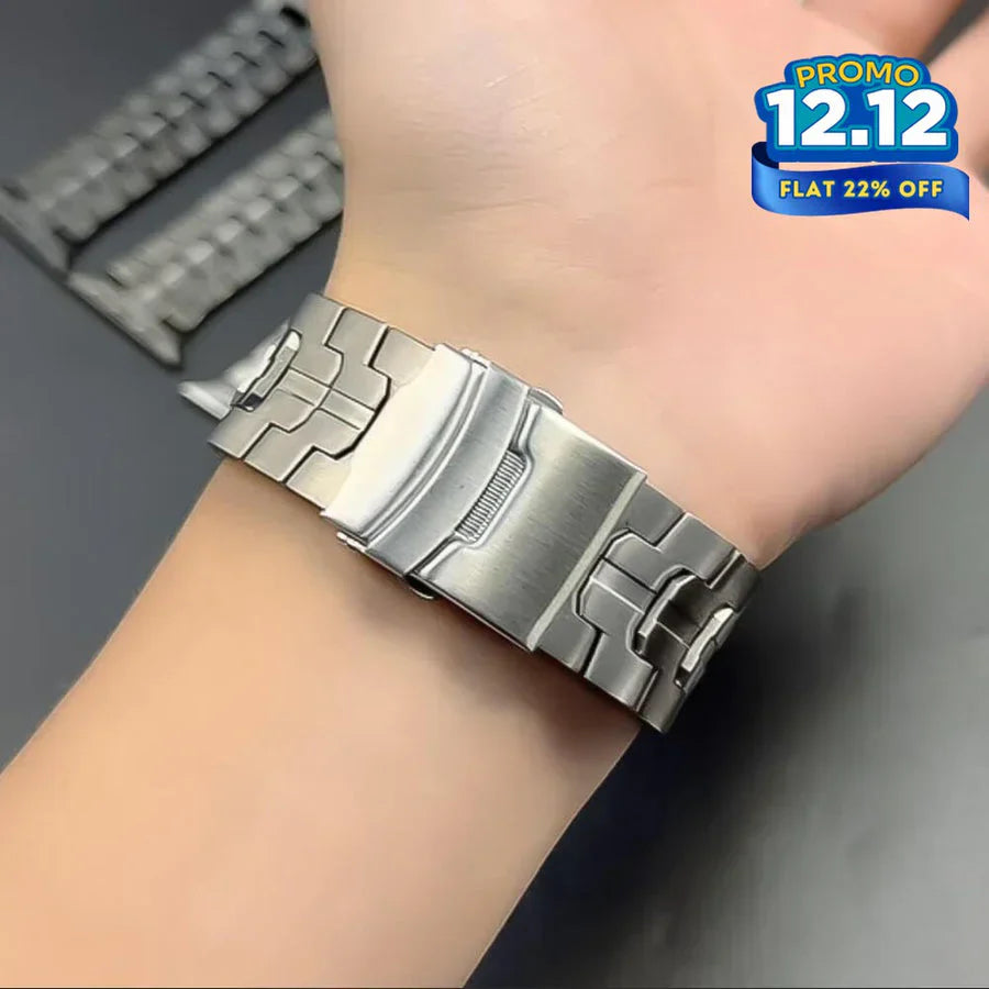 ULTRA SMART WATCH With 7 Straps